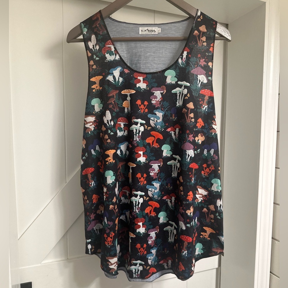 Adorable  Mushroom Print Tank Top New never worn.  XL Chest 36” L 27.5”